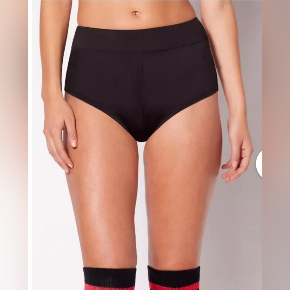 SOLID BLACK BOOTY 🍑 SHORTS WOMENS SIZE SMALL